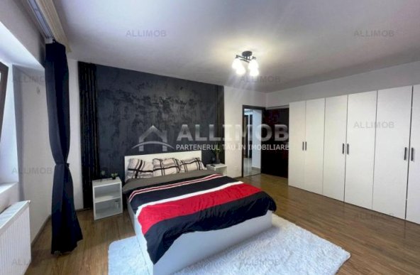 Apartament 3 camere zona 9 Mai