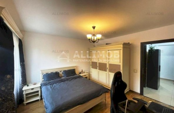 Apartament 3 camere zona 9 Mai