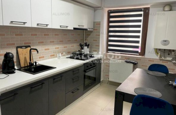 Apartament 3 camere zona 9 Mai