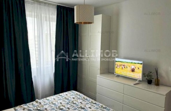 Apartament 3 camere, zona Vest 9 Mai