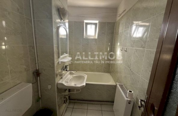 COMISON 0% Apartament 2 camere decomandat in Ploiesti, zona Vest-Lamaita.  