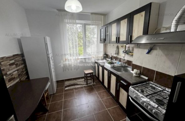  COMISON 0% Apartament 2 camere semidecomandat cf1 in Ploiesti, zona Cina. 