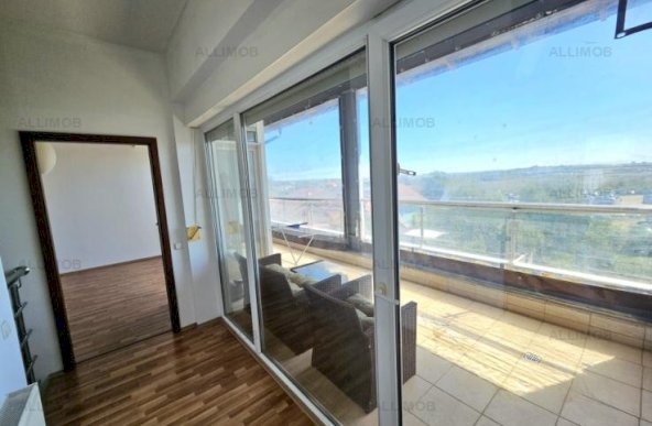 Penthouse, 3 camere in Otopeni, zona Ferme.