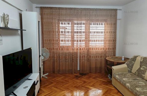 Apartament 3 camere zona ultracentrala