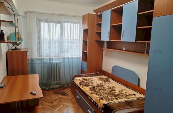 Apartament 3 camere zona ultracentrala