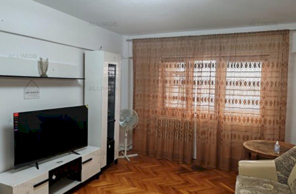 Apartament 3 camere zona ultracentrala