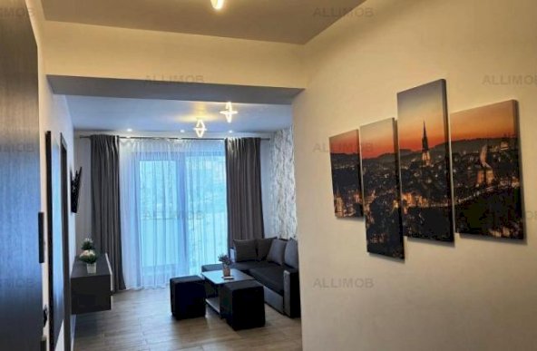 Apartament 3 camere, zona Albert