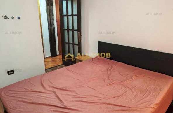 Apartament 2 camere zona Piata Mihai Viteazul