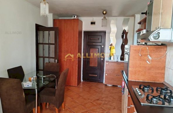 Apartament 2 camere zona Piata Mihai Viteazul