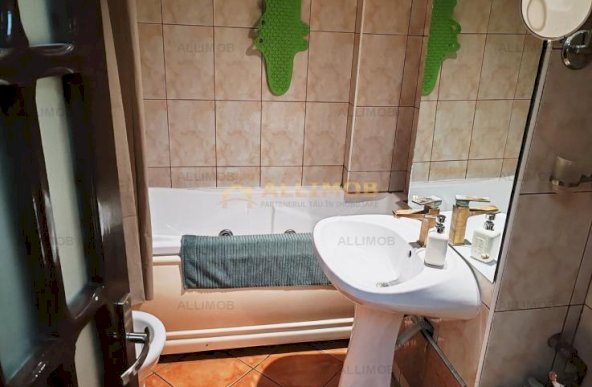 Apartament 2 camere zona Piata Mihai Viteazul