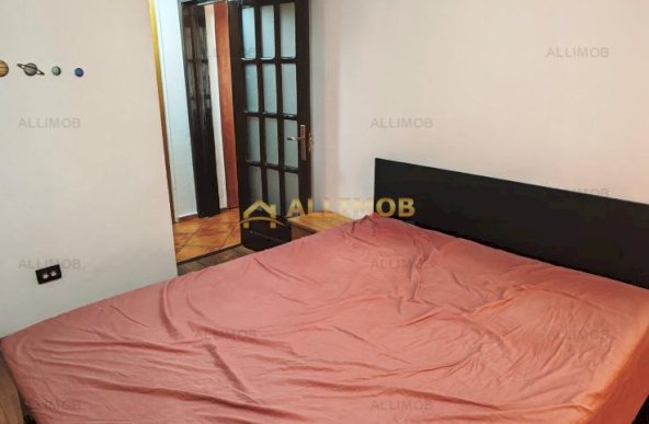 Apartament 2 camere zona Piata Mihai Viteazul