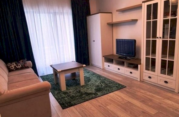 Apartament 3 camere, curte, zona Baneasa