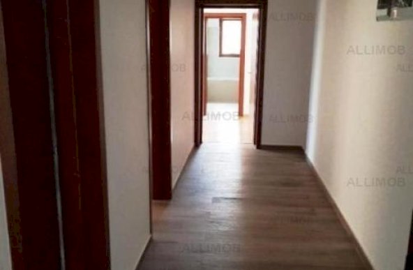 Apartament 3 camere in Ploiesti, zona Gheorghe Doja