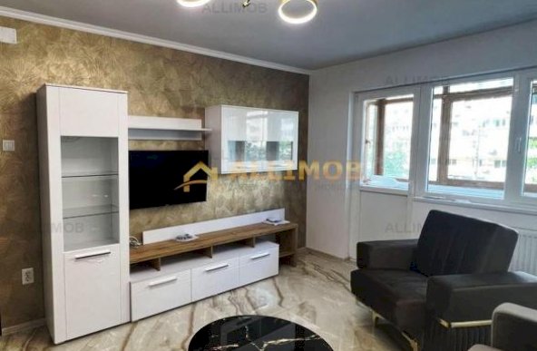 Apartament 2 camere zona Republicii