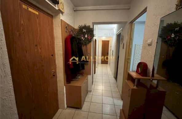 COMISON 0% Apartament 3 camere decomandat in Ploiesti, zona Republicii.