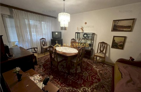 COMISON 0% Apartament 3 camere decomandat in Ploiesti, zona Republicii.