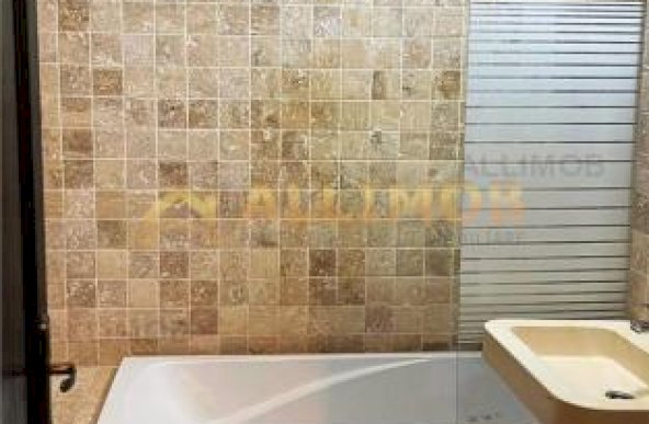 Apartament 2 camere zona Piata Mihai Viteazul