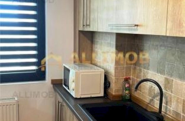 Apartament 2 camere zona Piata Mihai Viteazul