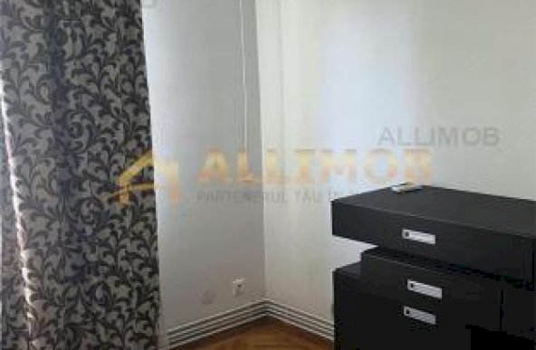 Apartament 2 camere zona Piata Mihai Viteazul