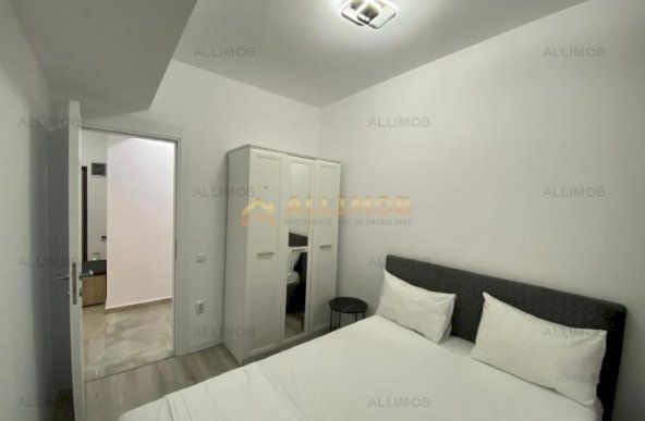 Apartament 3 camere bloc nou