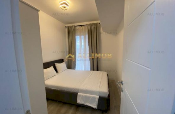 Apartament 3 camere bloc nou