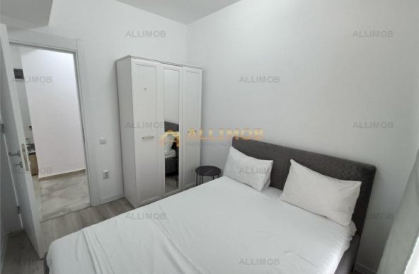 Apartament 3 camere bloc nou