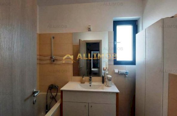 Apartament 3 camere in Cartier Greenfield