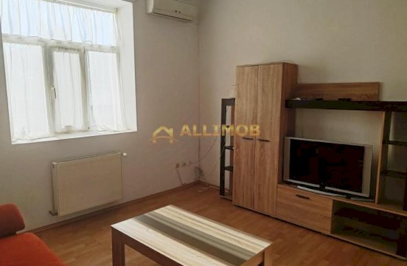 Apartament 3 camere  in Ploiesti, zona centrala