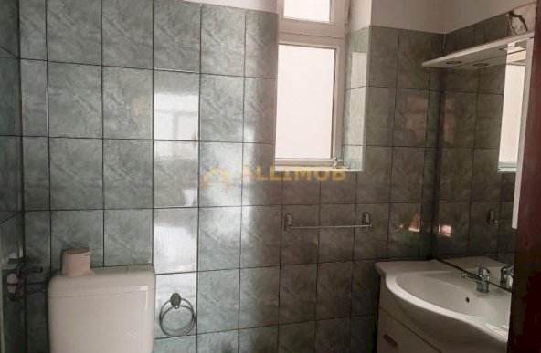 Apartament 3 camere  in Ploiesti, zona centrala