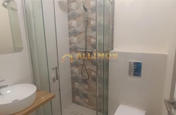 Apartament 3 camere in Ploiesti, zona Vest.