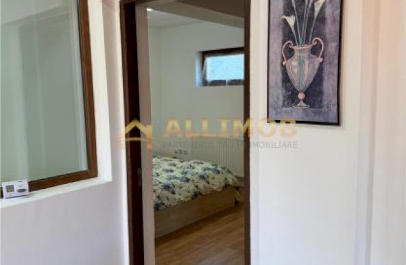 Inchiriere apartament 3 camere zona Sud