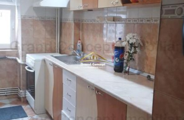 Apartament 3 camere, Dacia, 69 mp COD 9439