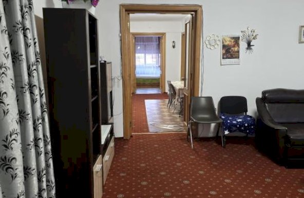 APARTAMENT DE VÂNZARE CU 5 CAMERE ZONA CALEA MOSILOR COLȚ CU CAROL 1