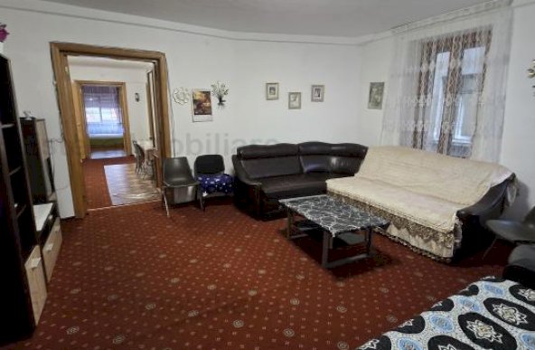 APARTAMENT DE VÂNZARE CU 5 CAMERE ZONA CALEA MOSILOR COLȚ CU CAROL 1