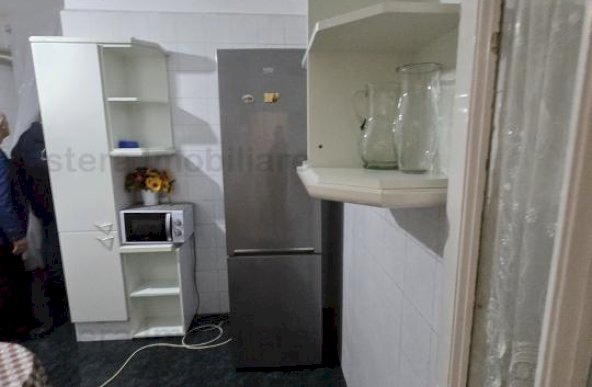 APARTAMENT DE VÂNZARE CU 5 CAMERE ZONA CALEA MOSILOR COLȚ CU CAROL 1