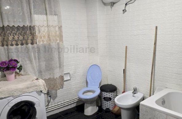 APARTAMENT DE VÂNZARE CU 5 CAMERE ZONA CALEA MOSILOR COLȚ CU CAROL 1