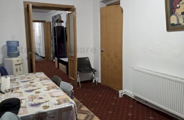 APARTAMENT DE VÂNZARE CU 5 CAMERE ZONA CALEA MOSILOR COLȚ CU CAROL 1