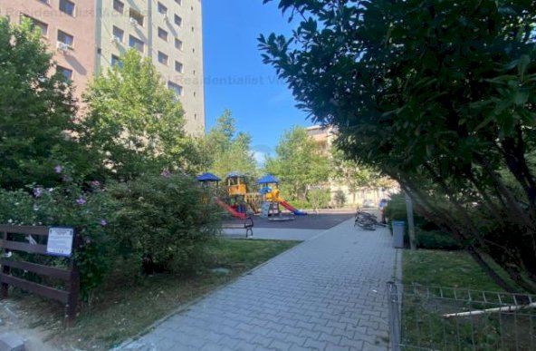 Vanzare apartament 3 camere, Prelungirea Ghencea, Bucuresti