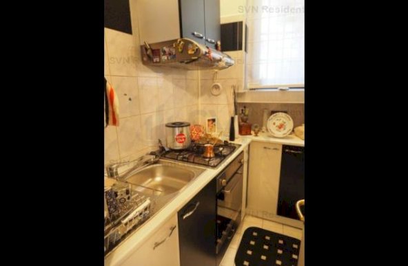 Vanzare apartament 7 camere, Piata Romana, Bucuresti