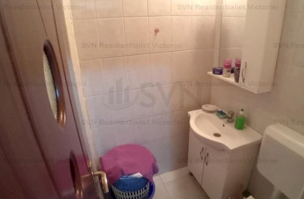 Vanzare apartament 3 camere, Vitan, Bucuresti