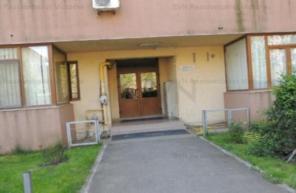 Vanzare apartament 3 camere, Central, Bragadiru