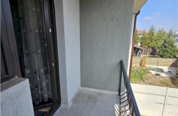 Duplex 4 camere de vanzare in Prelungirea Ghencea