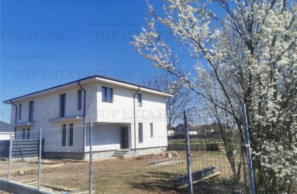 Vila 4 camere inchiriata toate utilitatile/incalzire pardoseala in Ciorogarla (750 euro/luna)