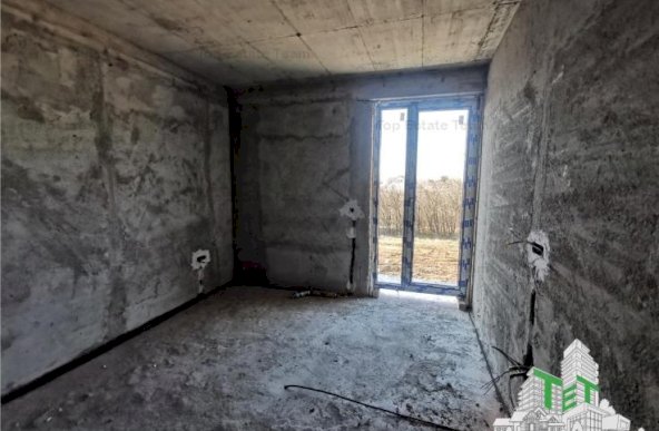 Vila 4 camere inchiriata toate utilitatile/incalzire pardoseala in Ciorogarla (750 euro/luna)