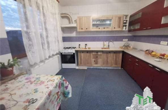 Vila 5 camere regie proprie cu gradina/garaj in Bacu (Joita)