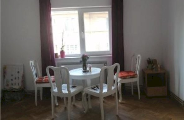 Apartament 3 camere in zona Piata Unirii