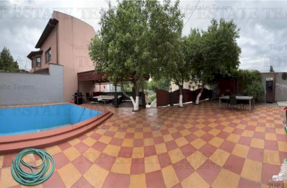 Vila cu 9 camere + Spatiu comercial + Piscina in zona Fizicienilor/Dristor