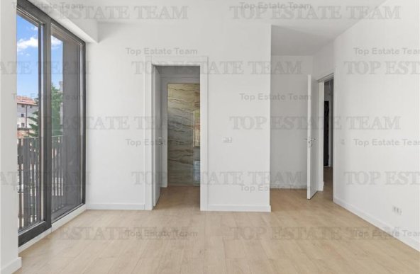 Vanzare, Apartament 3 Camere bloc boutique P-ta Victoriei