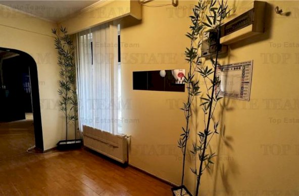 Apartament 4 camere Kogalniceanu de inchiriat