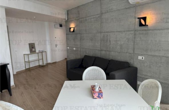 Oferta! Apartament  3 camere mobilat si loc de parcare inclus Constanta Mamaia Ultracentral